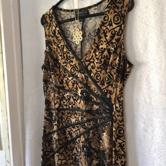 Sz 12 Connected Apparel pattern dress - Picture 2 of 7